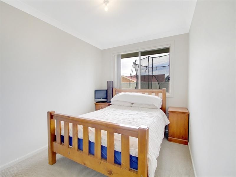 11 Wright Place, Goulburn NSW 2580