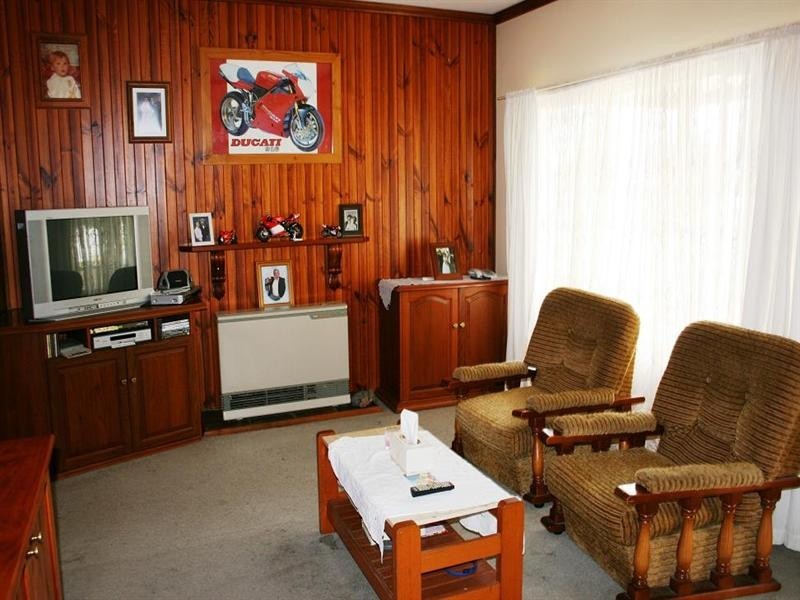 17 Princes Avenue, Goulburn NSW 2580