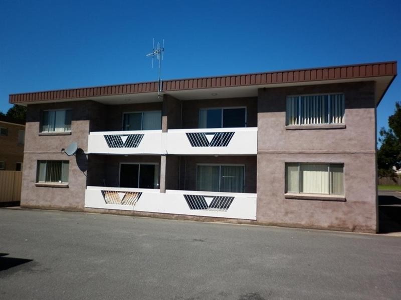 7/4 Albion Street, Goulburn NSW 2580