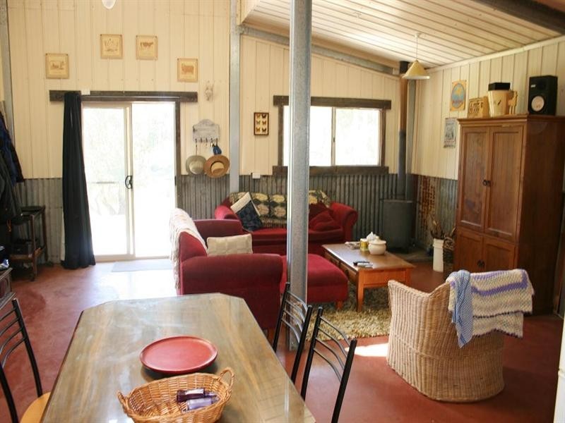 881 Mulgowrie Road, Crooked Corner NSW 2583