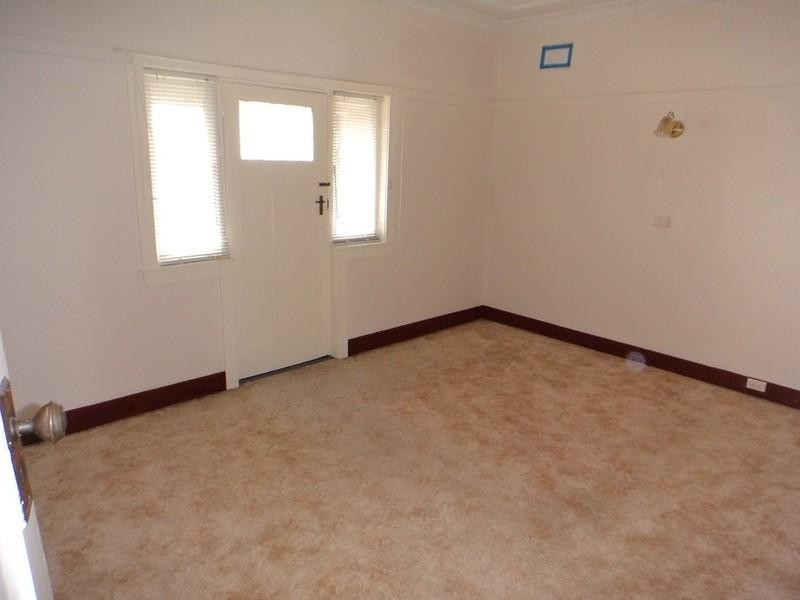 42 Combermere Street, Goulburn NSW 2580