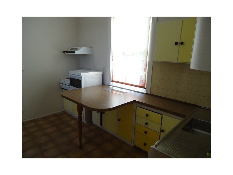 35 Bradley Street, Goulburn NSW 2580