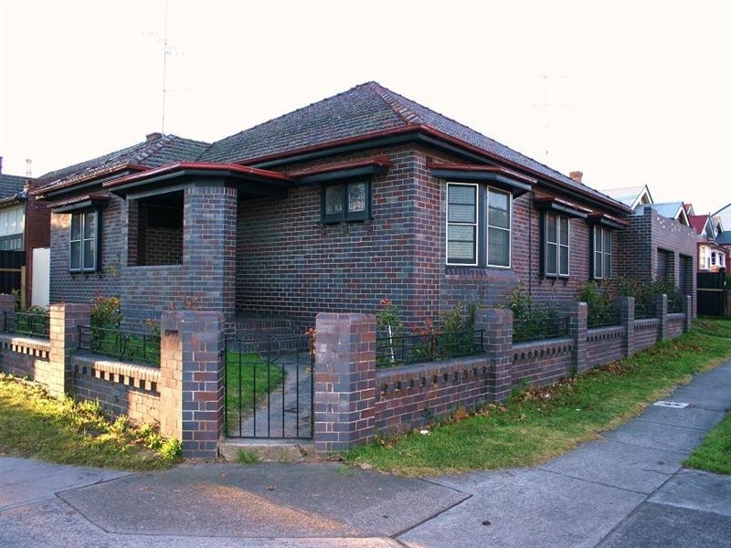 57 Clinton Street, Goulburn NSW 2580