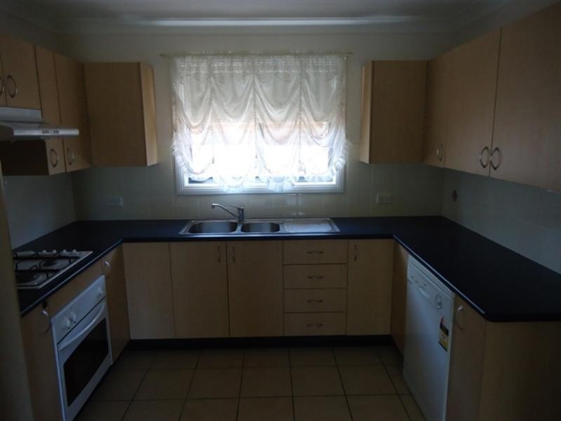 71 Hume Street, Goulburn NSW 2580