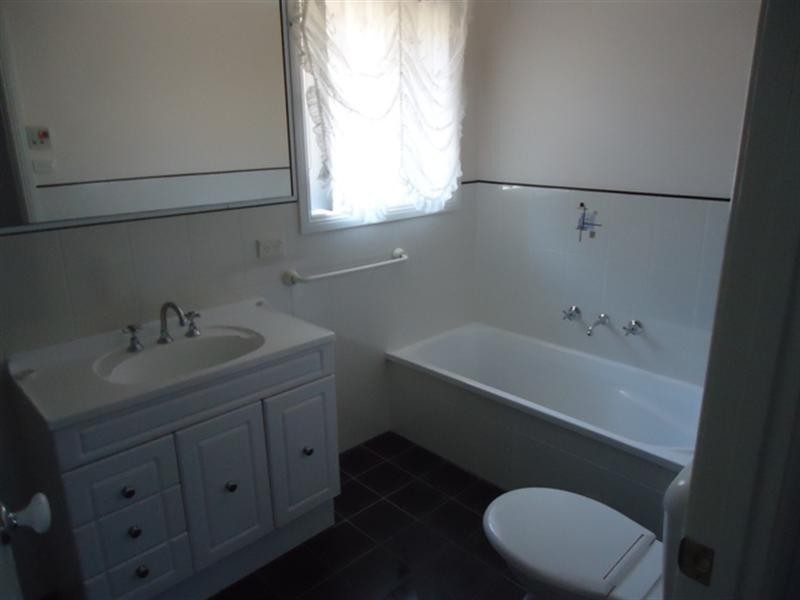 71 Hume Street, Goulburn NSW 2580