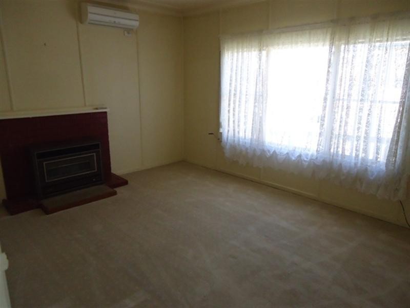 27 Kelso Street, Goulburn NSW 2580