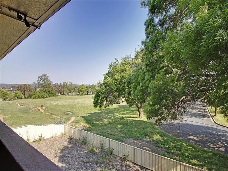 6/10 Albion Street, Goulburn NSW 2580