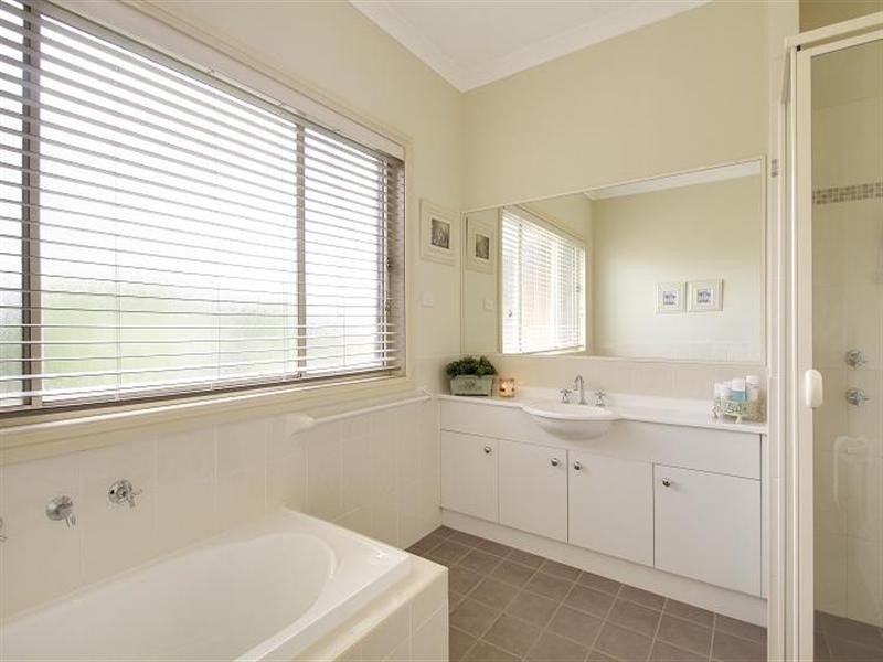 43 Bonnett Drive, Goulburn NSW 2580