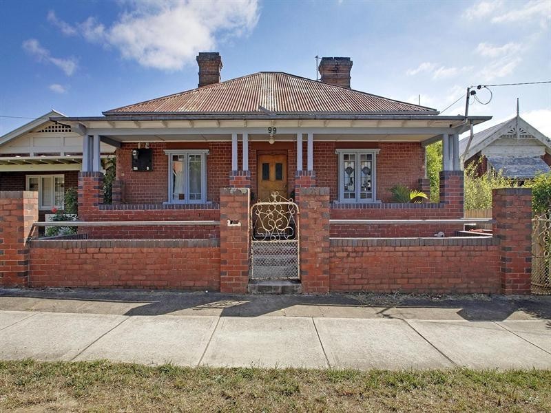 99 Clifford Street, Goulburn NSW 2580