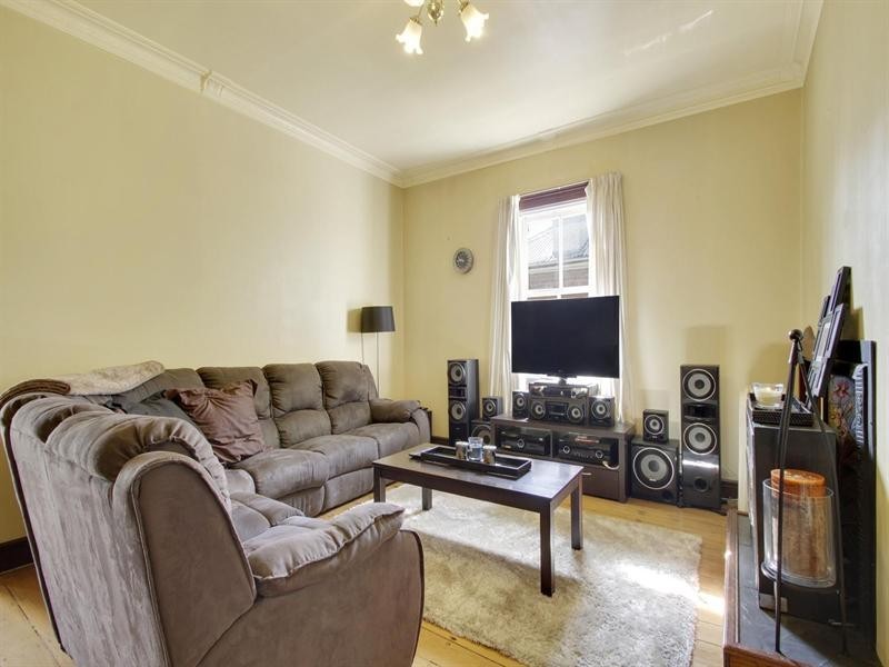 99 Clifford Street, Goulburn NSW 2580