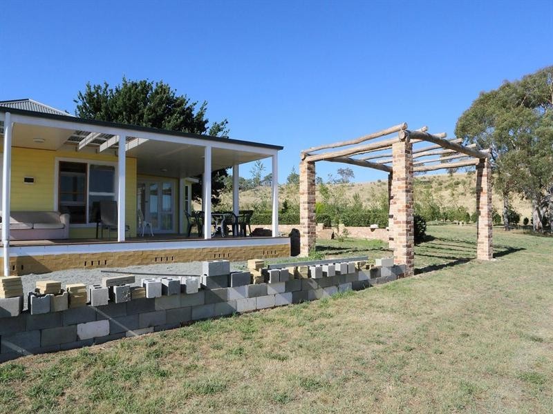 71 Woodville Road, Crookwell NSW 2583