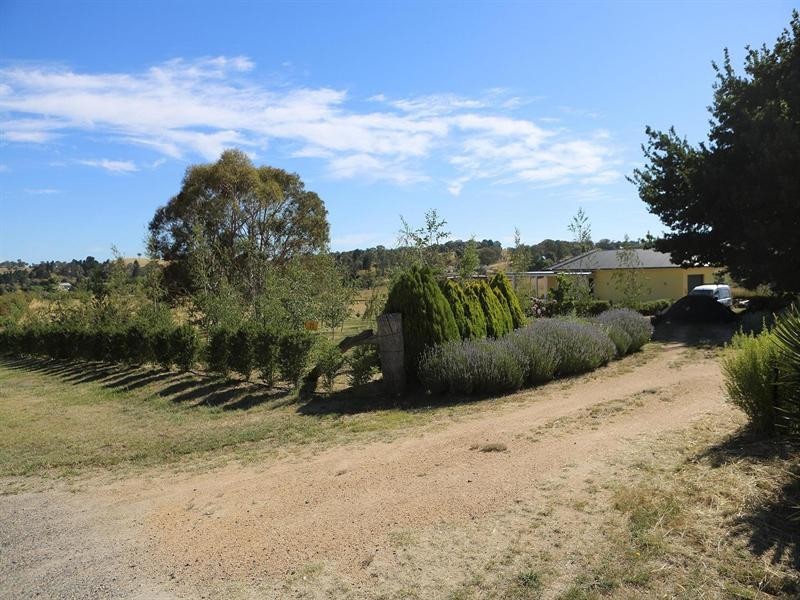 71 Woodville Road, Crookwell NSW 2583