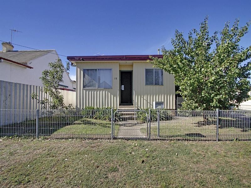 15 Hillview Road, Goulburn NSW 2580