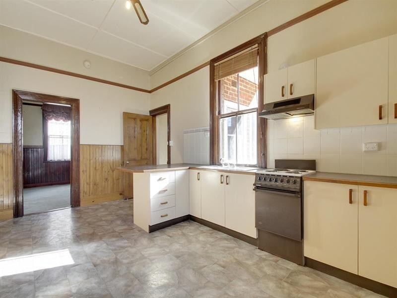 12 George Street, Goulburn NSW 2580
