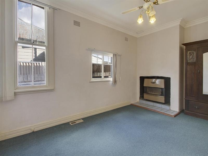 12 George Street, Goulburn NSW 2580