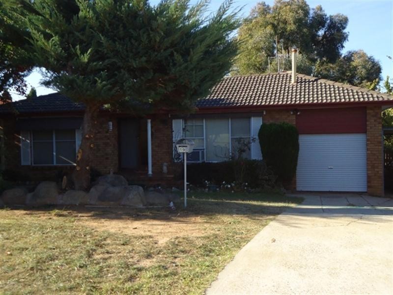 19 Bradford Drive, Goulburn NSW 2580