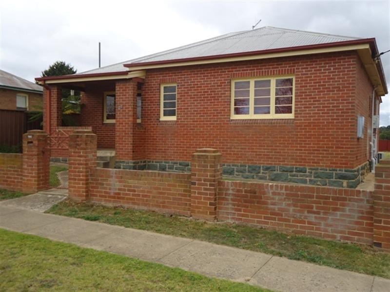 24 Faithfull Street, Goulburn NSW 2580