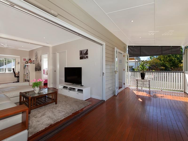 26 Coleman Street, Graceville QLD 4075