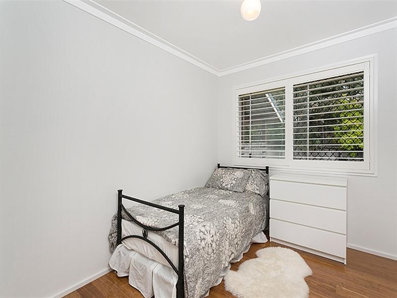 2 Thornburgh Street, Oxley QLD 4075