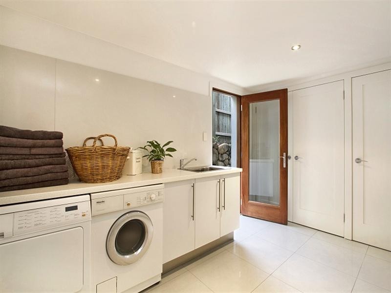 35 Hazelmere Parade, Sherwood QLD 4075