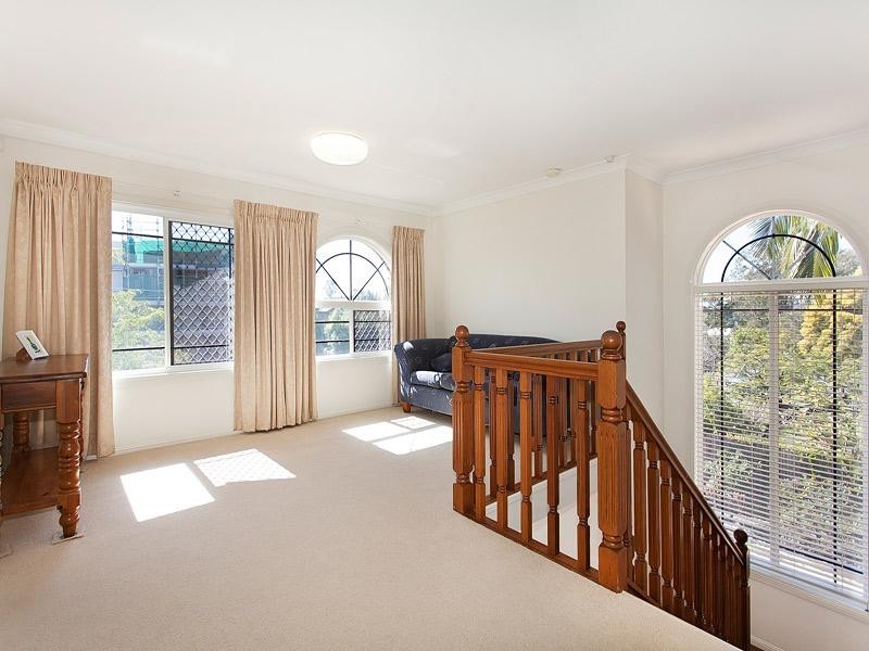 1/32 Skew Street, Sherwood QLD 4075