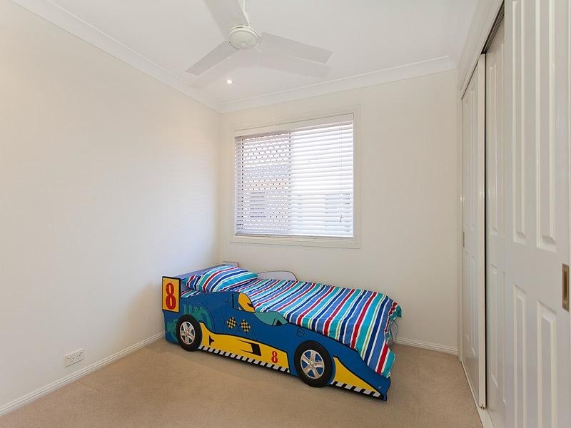 1/32 Skew Street, Sherwood QLD 4075