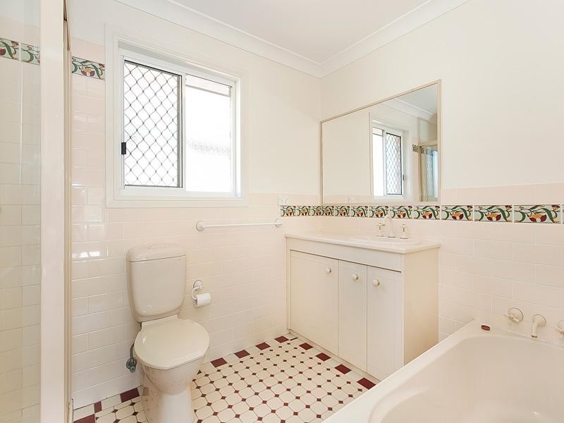 1/32 Skew Street, Sherwood QLD 4075