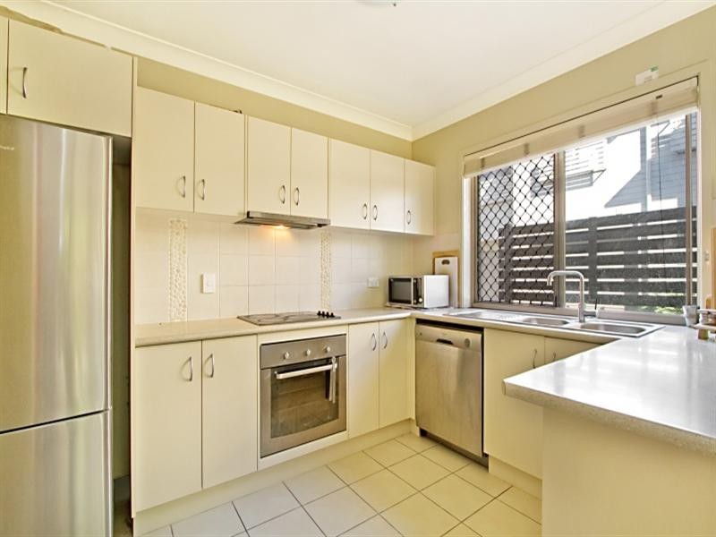 3/572 Sherwood Road, Sherwood QLD 4075