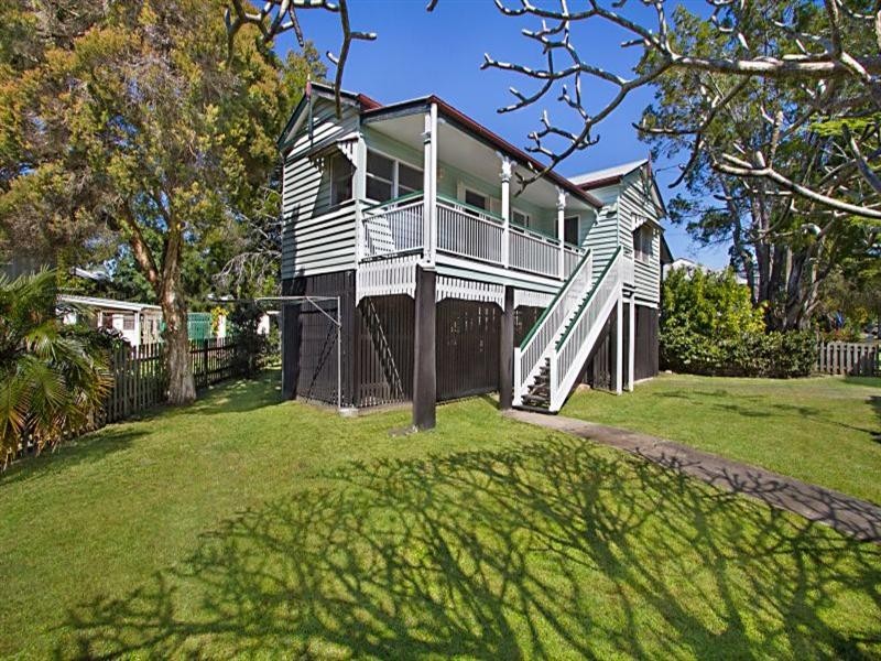 55 Railway Terrace, Corinda QLD 4075