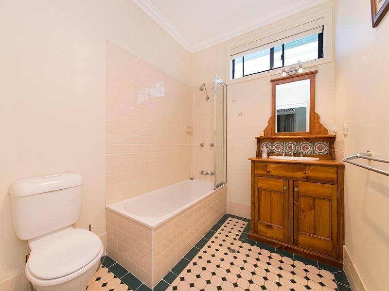 67 Chancellor Street, Sherwood QLD 4075