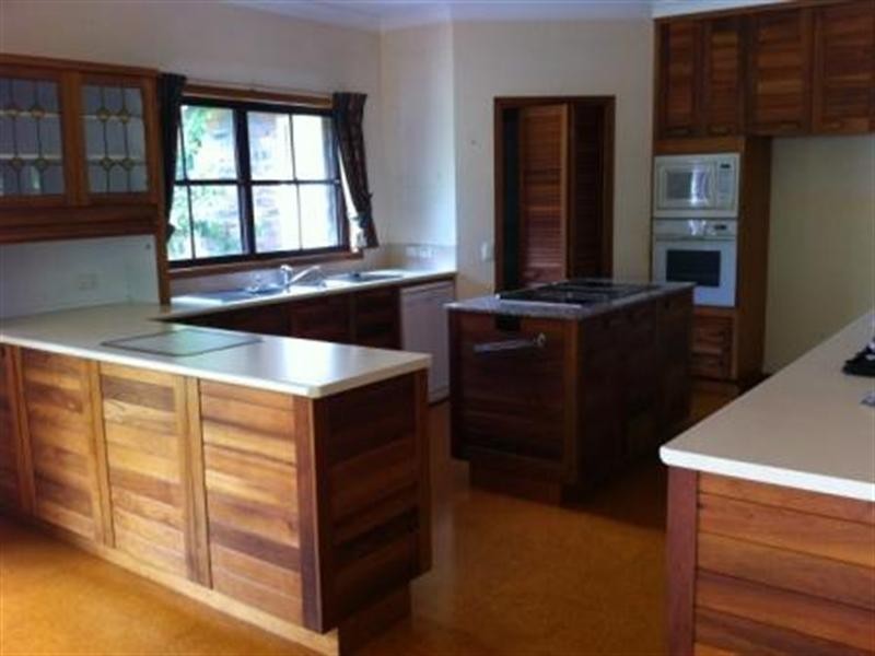 9 Spinkbrae Street, Fig Tree Pocket QLD 4069