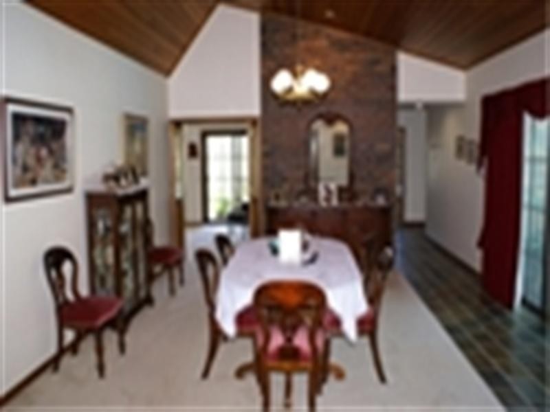 9 Spinkbrae Street, Fig Tree Pocket QLD 4069