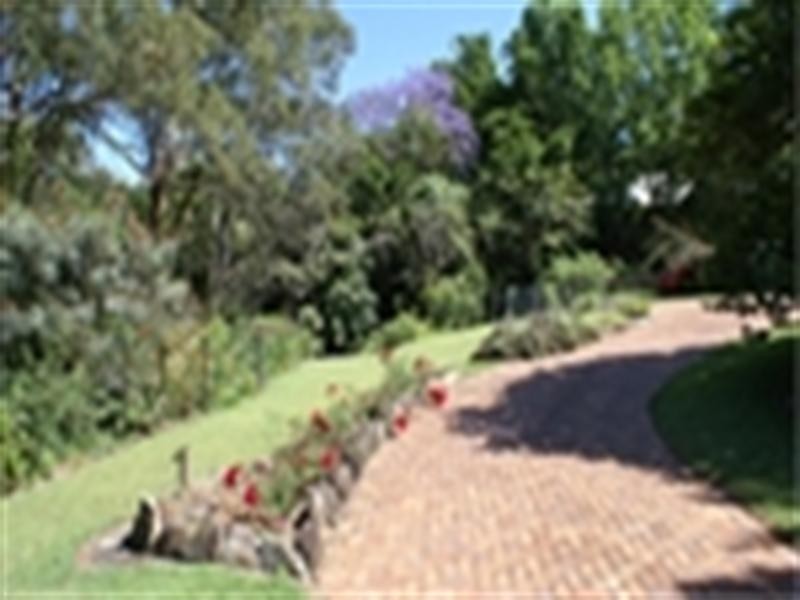 9 Spinkbrae Street, Fig Tree Pocket QLD 4069