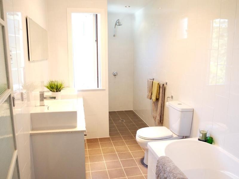 Cnr David St & Myla Terrace, Tennyson QLD 4105