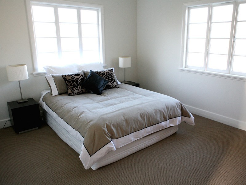 Cnr David St & Myla Terrace, Tennyson QLD 4105