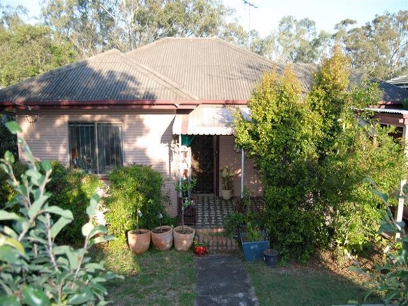 63 Bannerman Street, Oxley QLD 4075