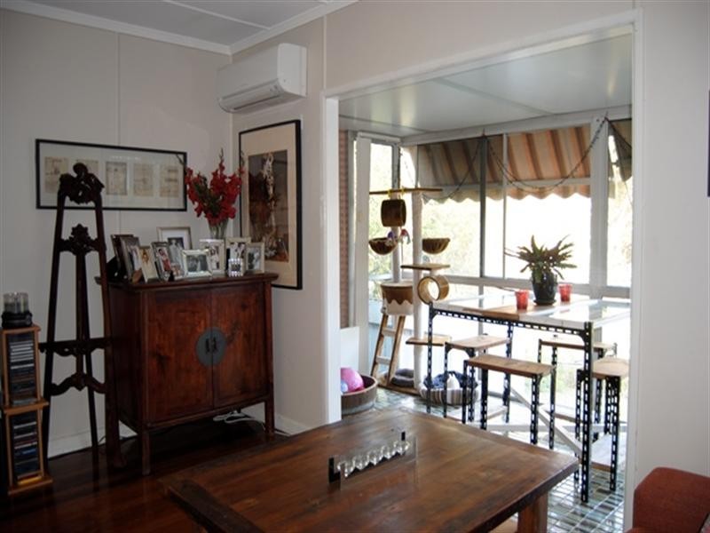 63 Bannerman Street, Oxley QLD 4075