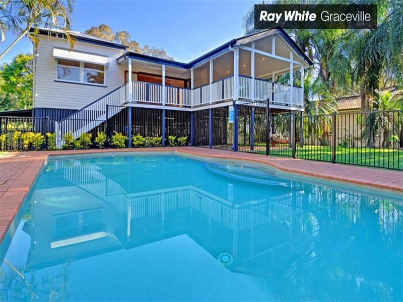 54 Hall Street, Sherwood QLD 4075