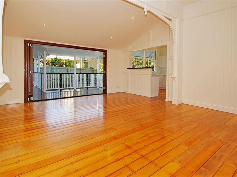 54 Hall Street, Sherwood QLD 4075