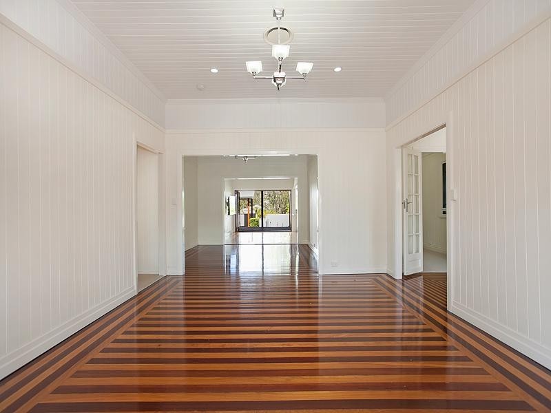 14 Dudley Street, Sherwood QLD 4075