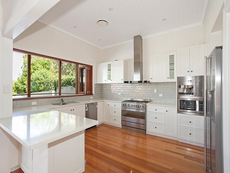 14 Dudley Street, Sherwood QLD 4075