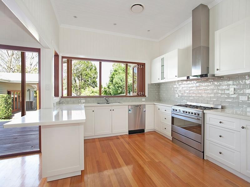 14 Dudley Street, Sherwood QLD 4075