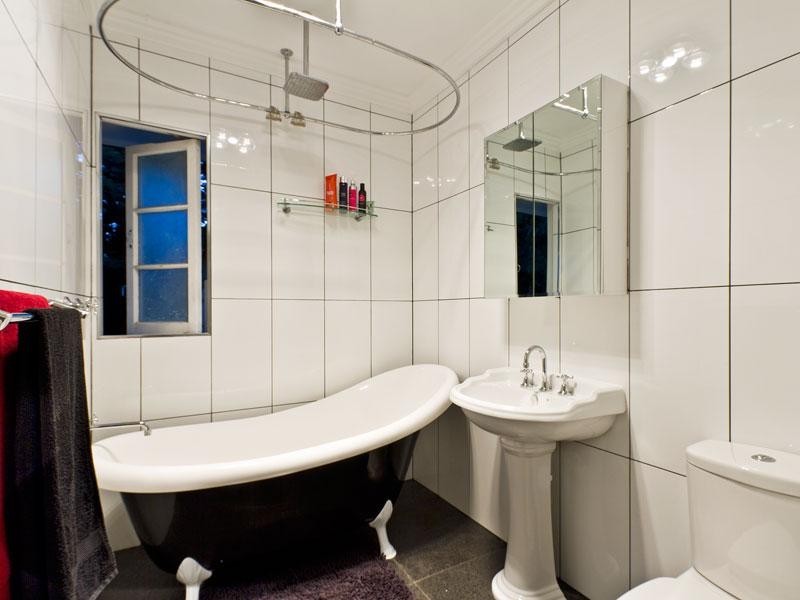 22 Logan Avenue, Oxley QLD 4075