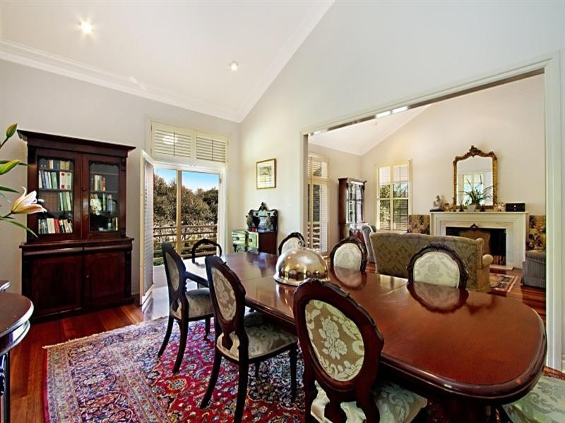 37 Laurel Avenue, Chelmer QLD 4068