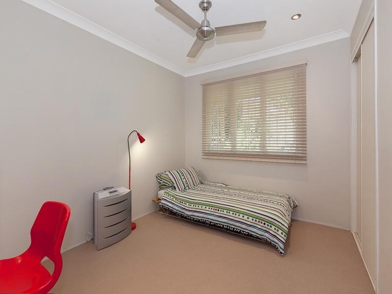 54 Fort Road, Oxley QLD 4075