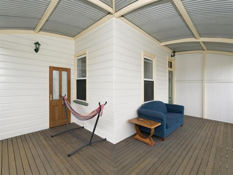 23 Graceville Avenue, Graceville QLD 4075