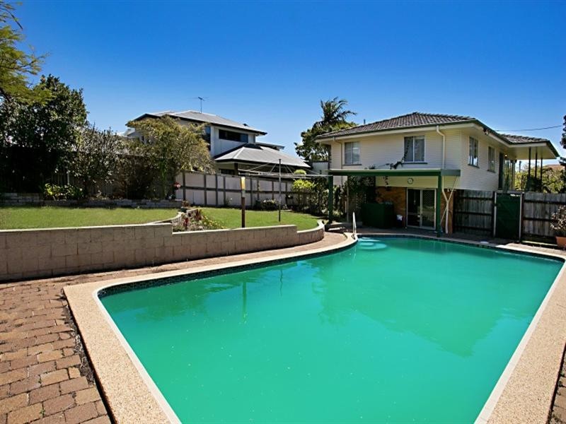 237 Long Street, Graceville QLD 4075