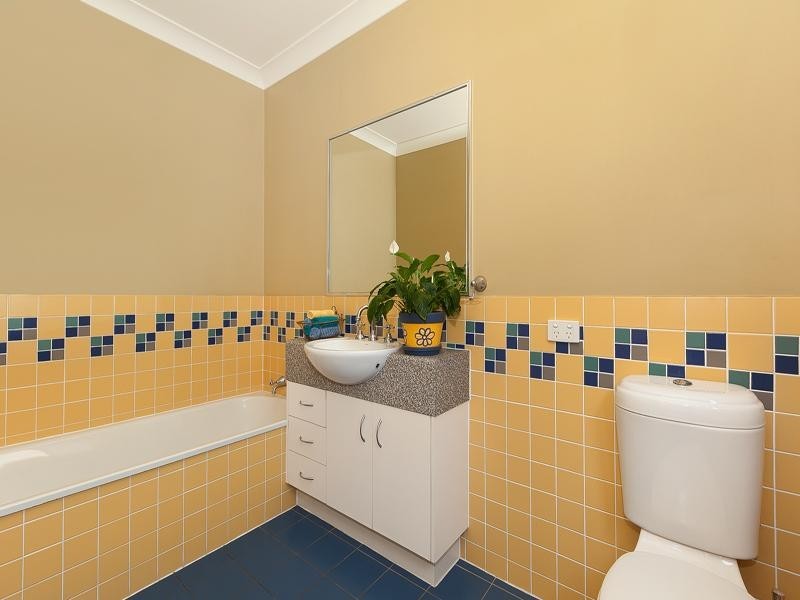 28 Elizabeth Street, Sherwood QLD 4075