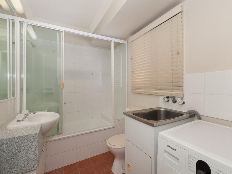 1/49 Hood Street, Sherwood QLD 4075