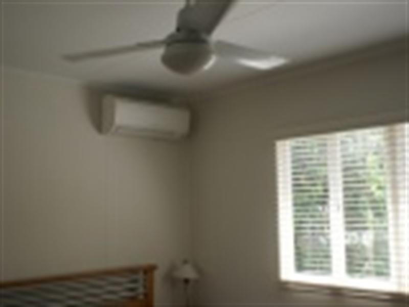 82 Thomas Street, Sherwood QLD 4075